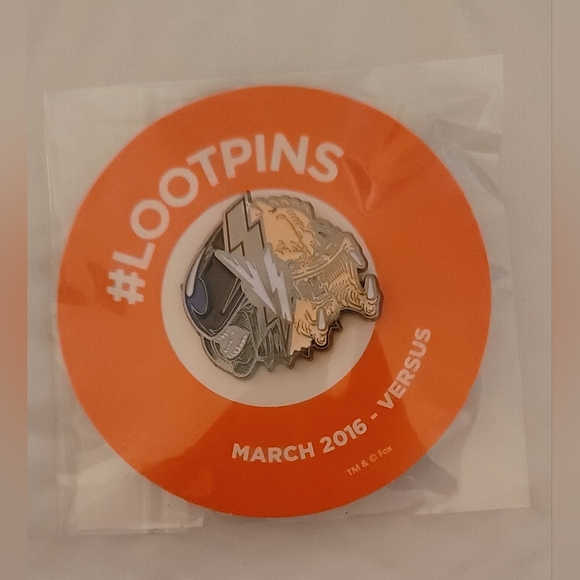 Loot Crate March 2016-Versus pin never opened - Picture 1 of 2